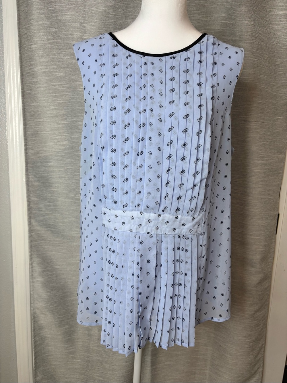 Elle Light Blue Sleeveless Top with Black Trim